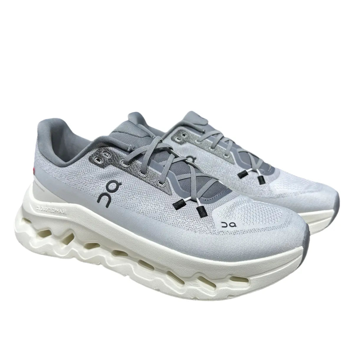 Cloudtilt Gray White