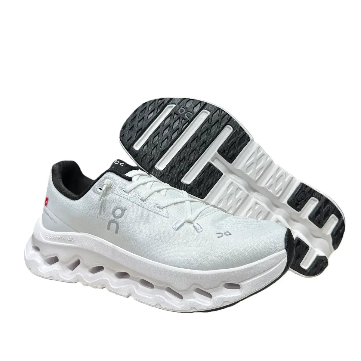 Cloudtilt White Interior/Black