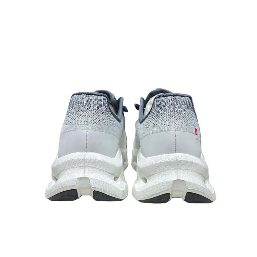 Cloudtilt White/Navy Blue