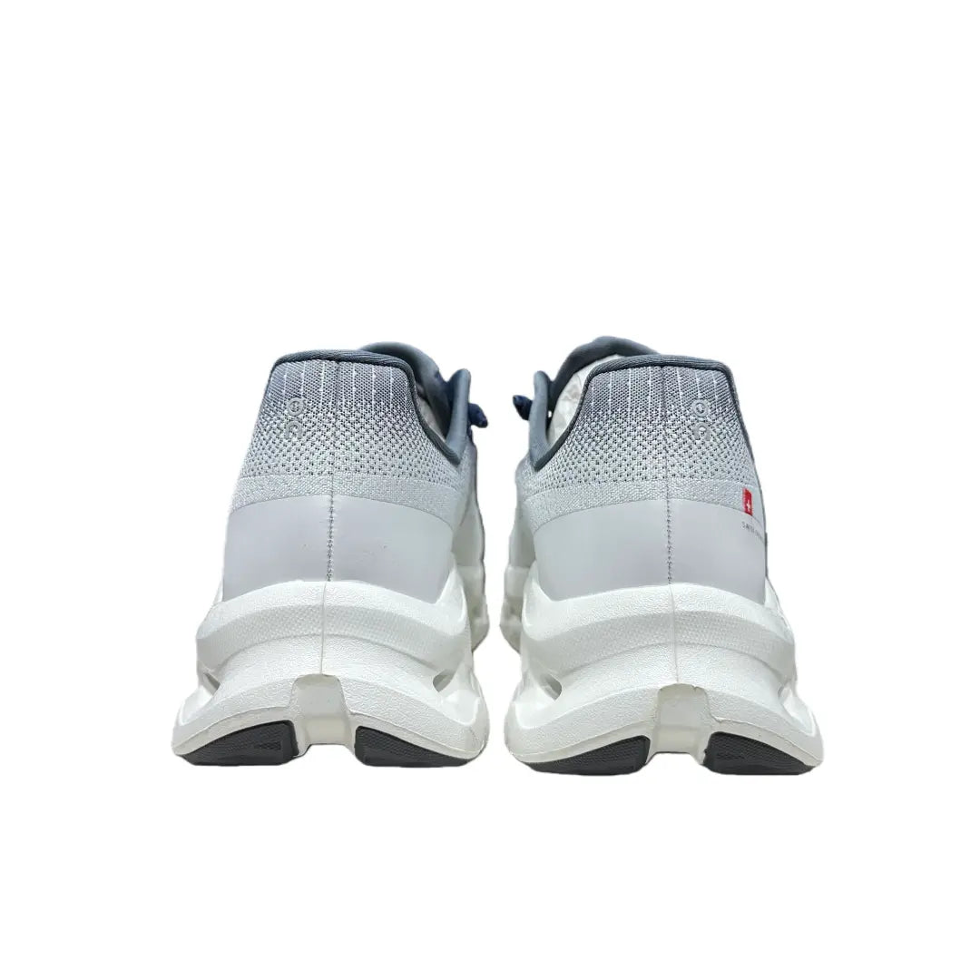 Cloudtilt White/Navy Blue