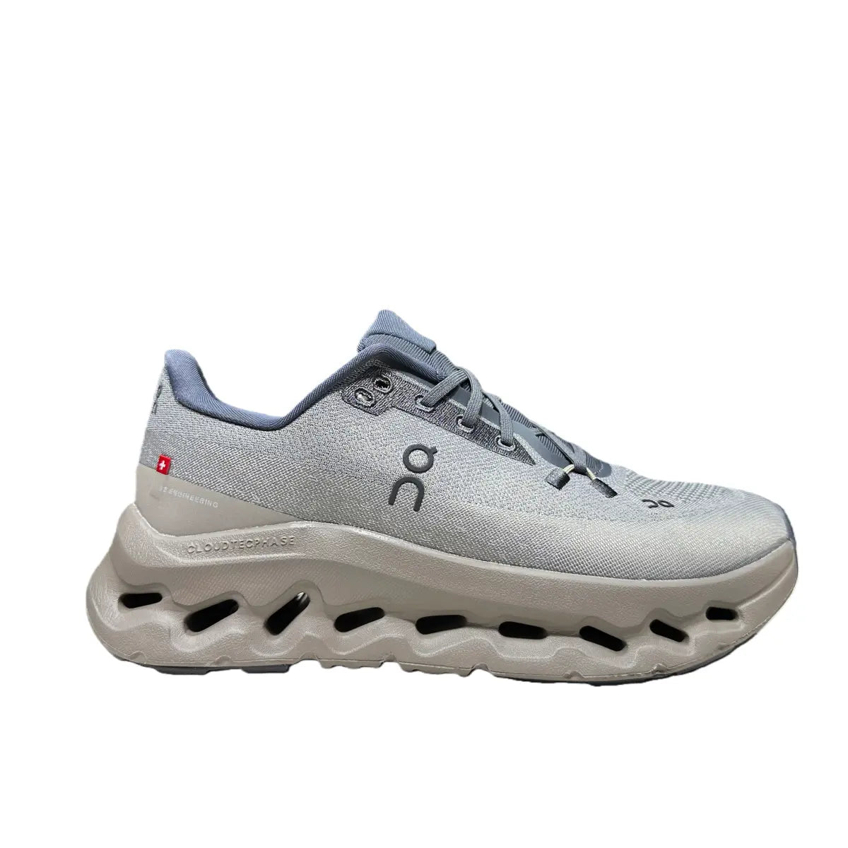 Cloudtilt Black/Gray