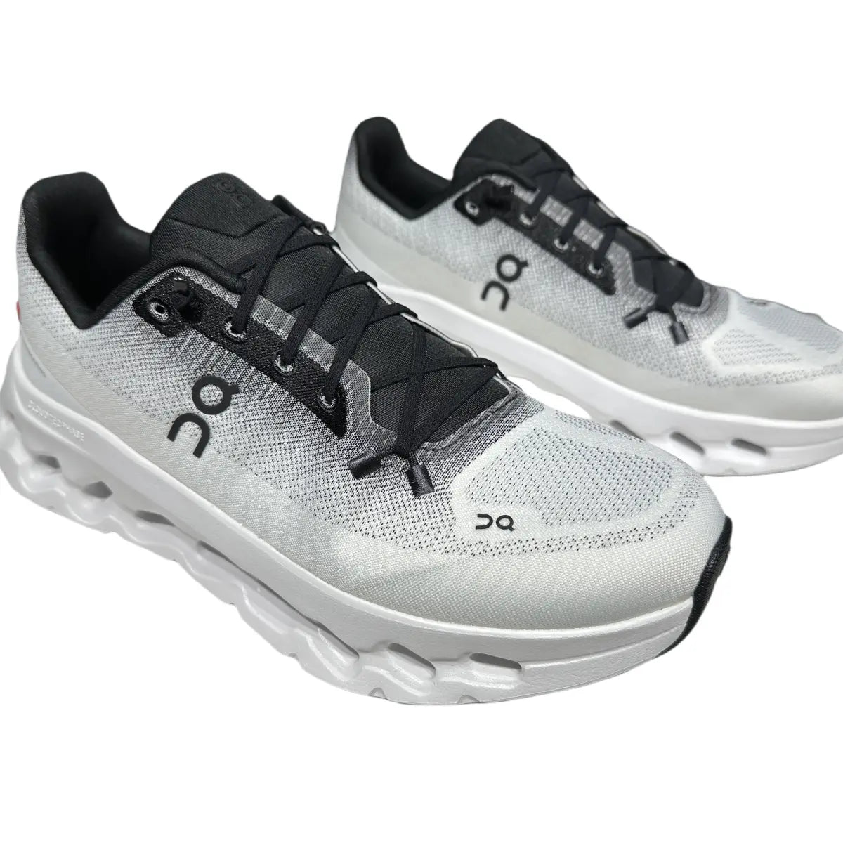 Cloudtilt Black/Ivory