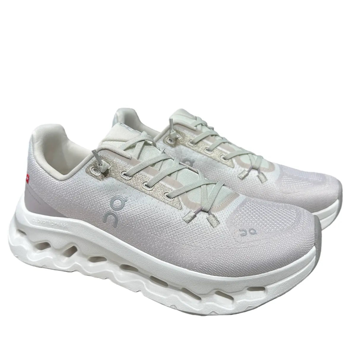 Cloudtilt Pink/White